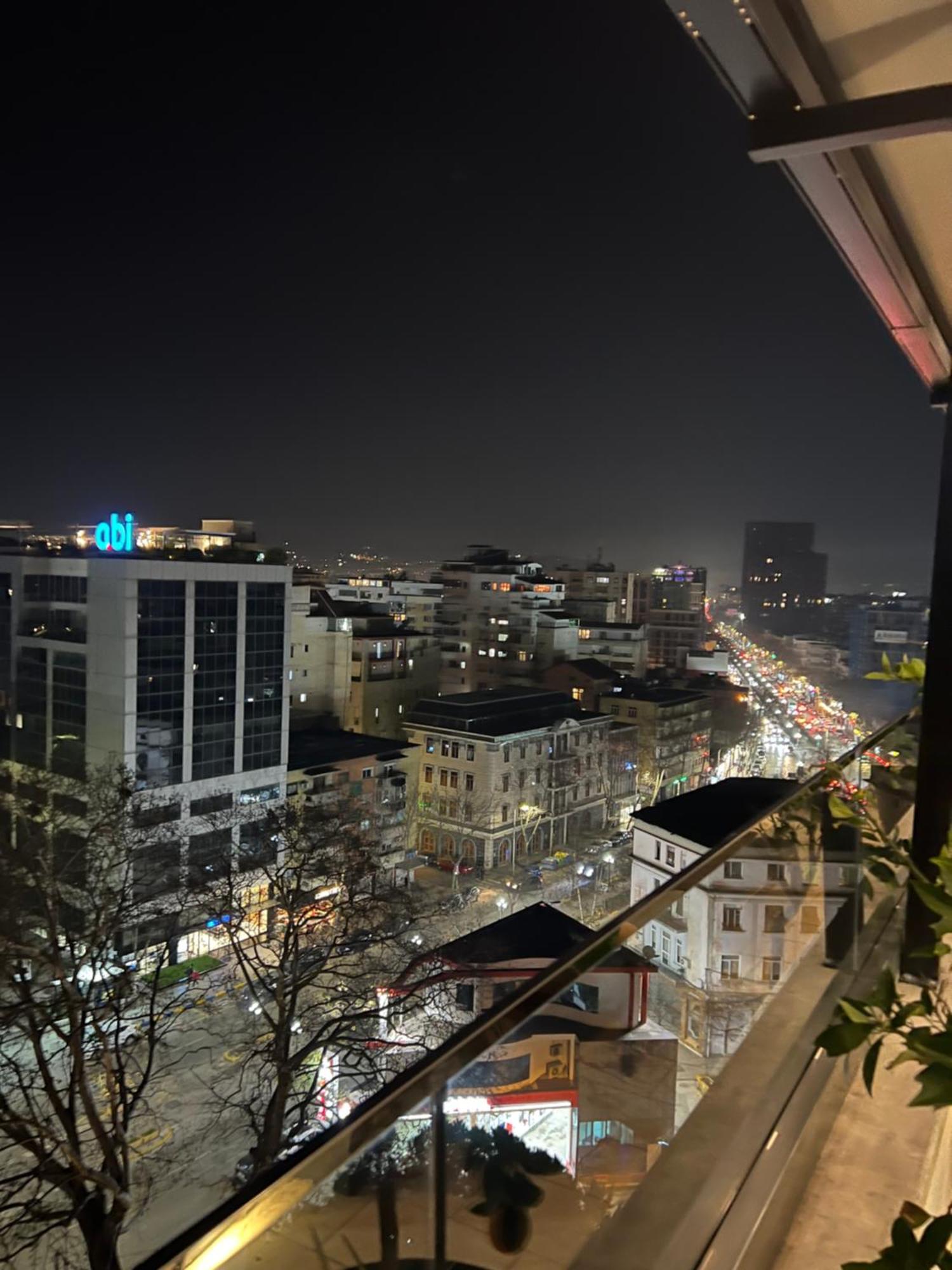 Apartment Rooftop Light *